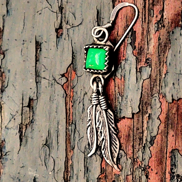 Navajo Sterling Silver & Gemstone Large Feather Pierced Post  Vintage Navajo Sterling Silver & Gaspeite Feather Earrings